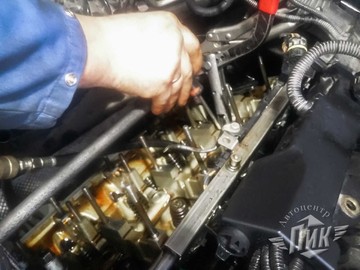 Замена маслосъемных колпачков BMW X5 E70 N62
